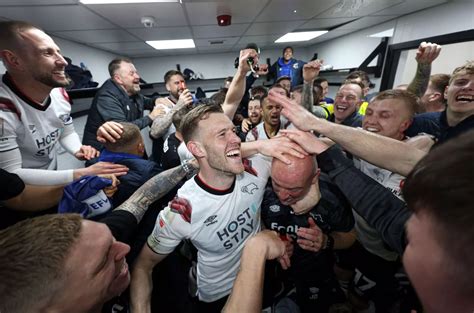 Derby County Promoted 98 Brilliant Pictures Of The Fans Players And