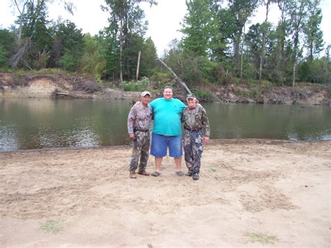 Bass Fishing in GA | Fish in the Ocmulgee or Lakes | Gum Log Plantation