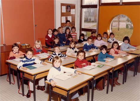 Photo De Classe CP De 1979 Ecole Primaire Pauline Kergomard Chalon Sur