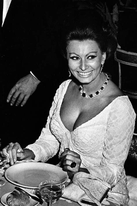 Ron Galella S Most Iconic Celebrity Photos Sophia Loren Celebrity