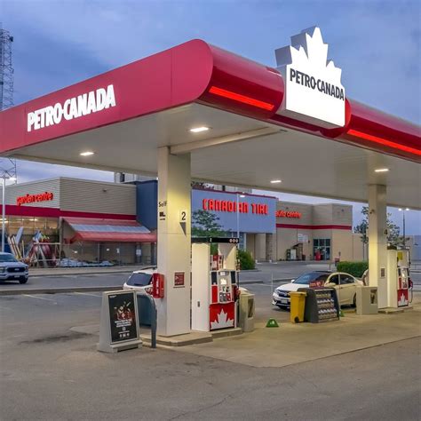 canadian tire  petro canada leaders discuss plans  rebrand