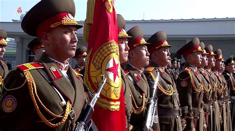 Corea Del Norte Celebró Con Un Desfile Militar El Aniversario De Su