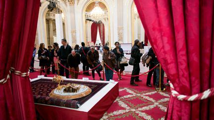 Sur la piste des objets d art disparus à l Elysée