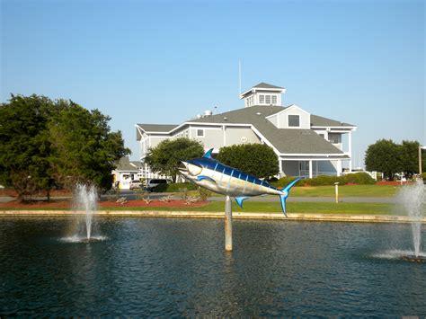 Beautiful entrance into Pirate's Cove | Pirates cove, Cove, Mansions