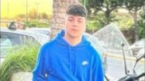 Omicidio Napoli Francesco Pio Maimone Morto A 18 Anni A Mergellina