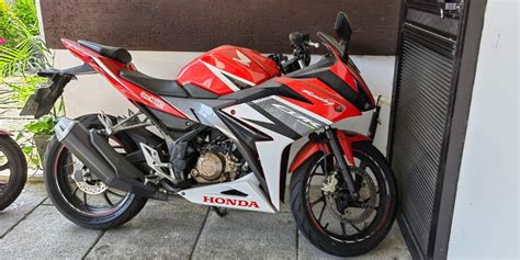 Honda CBR 150R V3, Motorbikes, Motorbikes for Sale on Carousell