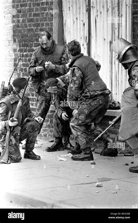 Northern Ireland Sept 1971 Rioting In The Bogside Londonderry Where