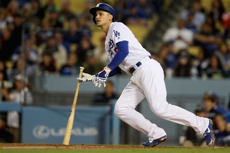 Dodgers: Does Corey Seager play with the Dodgers in 2020 and beyond?