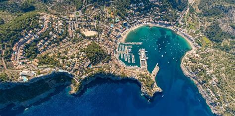 Luftbild Port De Soller Wasseroberfl Che An Der Bucht Entlang Der