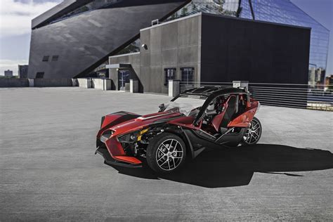 Polaris Updates Slingshot Range For 2017 And Adds Hardtop Option