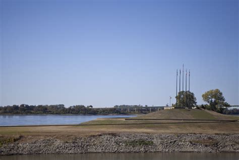 The Southern End of Mud Island River Park | ClipPix ETC: Educational ...