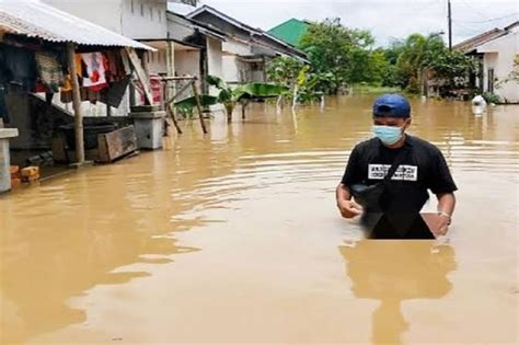 Banjir Landa Baturaja Oku Puluhan Rumah Warag Terendam