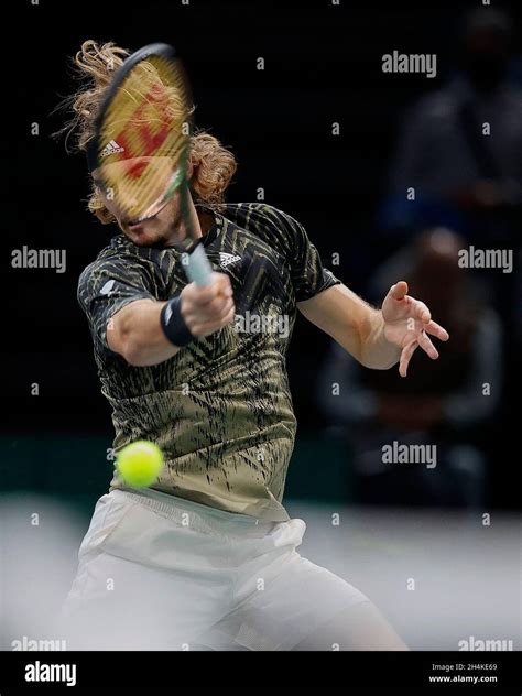 Stefanos Tsitsipas Gre Im Einsatz W Hrend Der Rolex Paris Masters