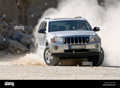 Jeep Grand Cherokee Models By Year New Jeep Grand Cherokee Trim Level