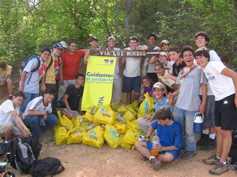 Haciendo Cumbreee Centro Excursionista Loyola Ejemplo A Seguir