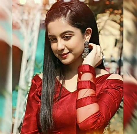 7 Potret Cantik Tunisha Sharma Artis India Yang Meninggal Gantung Diri