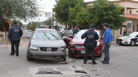 Mujer Resulta Lesionada Tras Participar En Choque En La Colonia Villa