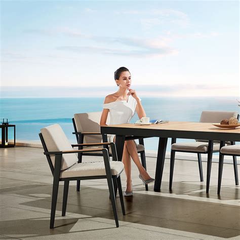 Outdoor Dining Set HIGOLD