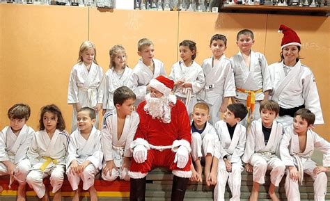 Bletterans Le Judo Club Bletteranois Sest Illustr Lors Des Derni Res