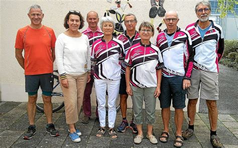 Lamballe Armor Cyclos Et Marcheurs Pour La Sortie Annuelle De