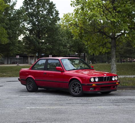 Gorgeous E30 318is | Cars trucks, Car manufacturers, Automobile