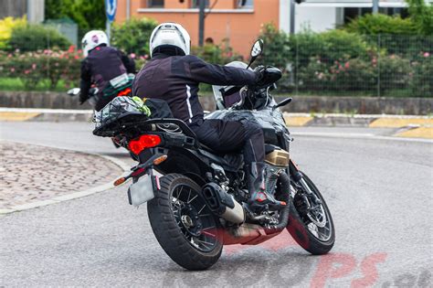 Moto Guzzi Stelvio 2024 Erlkönig