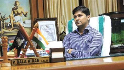 Life Of An Ias Officer Roles Career Path Salary Perks