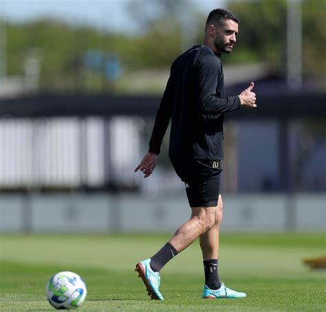 Rojas Volta Ver Ssimo Estreia E Renato Os Planos Do Corinthians At