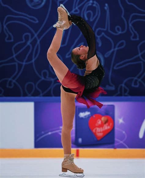 Aleksandra Trusova Romeo Juliet Figure Skating Ball Exercises