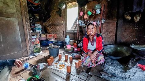 Hawa Dingin Pagi Di Dapur Rumah Tengah Sawah Siapapun Pasti Betah