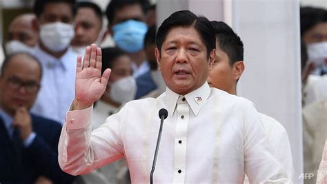 Ferdinand Marcos Jr Praises Late Fathers Legacy As He Is Sworn In As