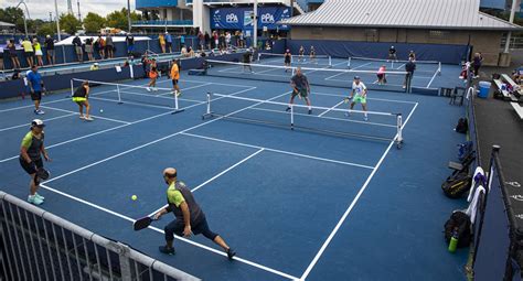 Qué es el pickleball el deporte de moda Relevo