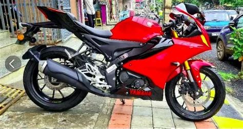 Used Yamaha Yzf R15 V4 Metallic Red 2021 Model Pid 1421236173 Bike For Sale In Bengaluru