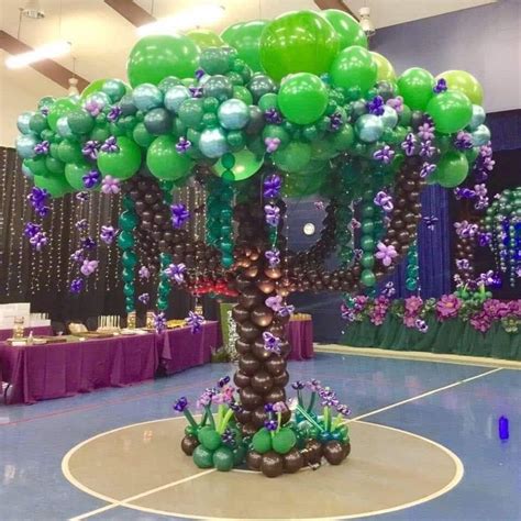 Balloon Tree In The Middle Of A Banquet Hall