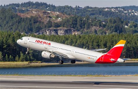 Iberia Airbus A321 213 Cn 2563 EC JLI Iberia Airbus A321 Flickr