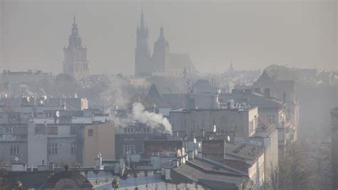 Smog W Krakowie Og Oszono I Stopie Zanieczyszczenia Powietrza