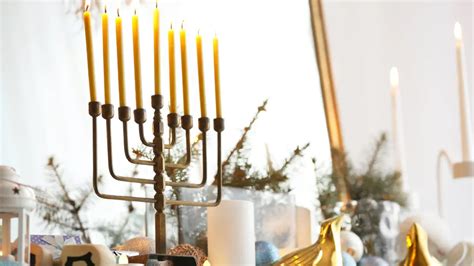 20 Hanukkah Decorations to Illuminate Your Workplace | Empuls