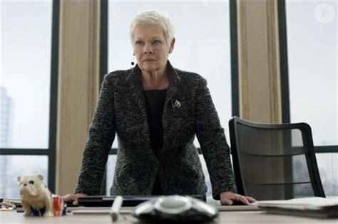 Skyfall Adele Chante Sur La Nouvelle Bande Annonce De James Bond