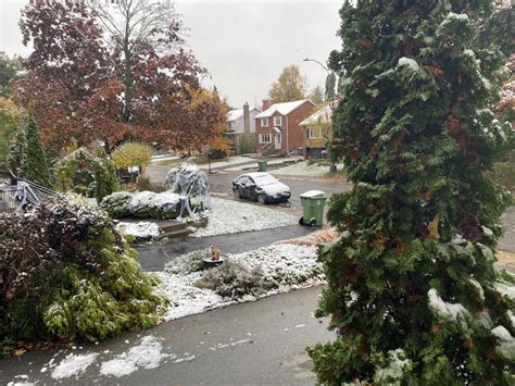 First snow of the season for Montreal, not expected to last