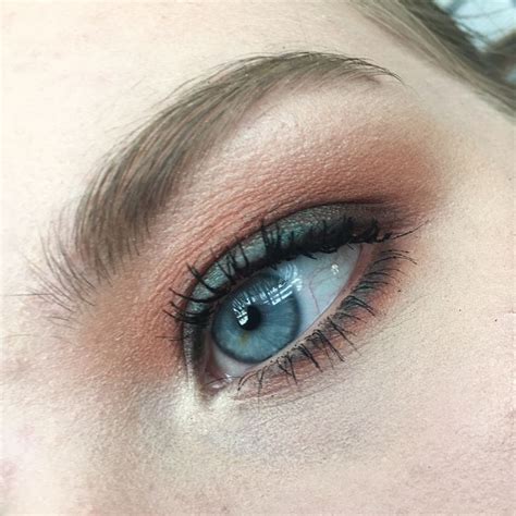 Blue Brown Smokey Eye | Smokey eye for brown eyes, Makeup looks, Instagram