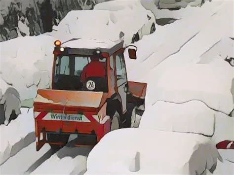 La Neige Et Le Verglas Paralysent Le Sud De L Allemagne