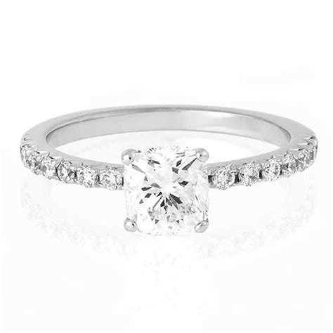 18ct White Gold Cushion Cut Diamond Engagement Ring | Cerrone