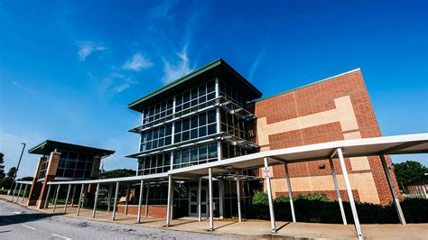 U.S. News & World Report names Sterling Middle School as SC's best - GREENVILLE JOURNAL