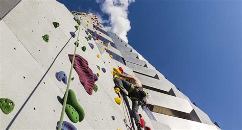 Outdoor Bouldering Wall