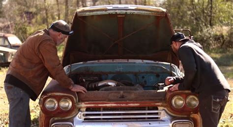 The Turnin Rust Crew Works On A 1959 Chevrolet Apache Gm Authority