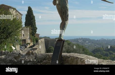 Flight sculpture Stock Videos & Footage - HD and 4K Video Clips - Alamy