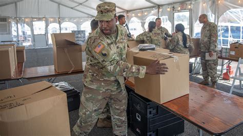 Supply Hub Launches for Guard D.C. Safe and Beautiful Mission > New Hampshire National Guard