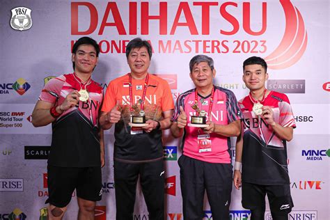 Sosok Duet Coach Naga Api Dan Naga Air Isports Id