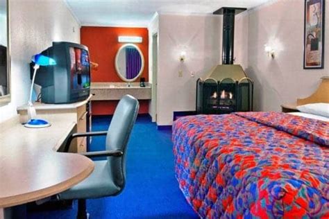 Discount Coupon for Motel 6 Gatlinburg in Gatlinburg, Tennessee - Save Money!