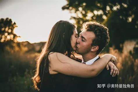 不懂如何吸引女人？ 掌握这3点让她喜欢你 知乎